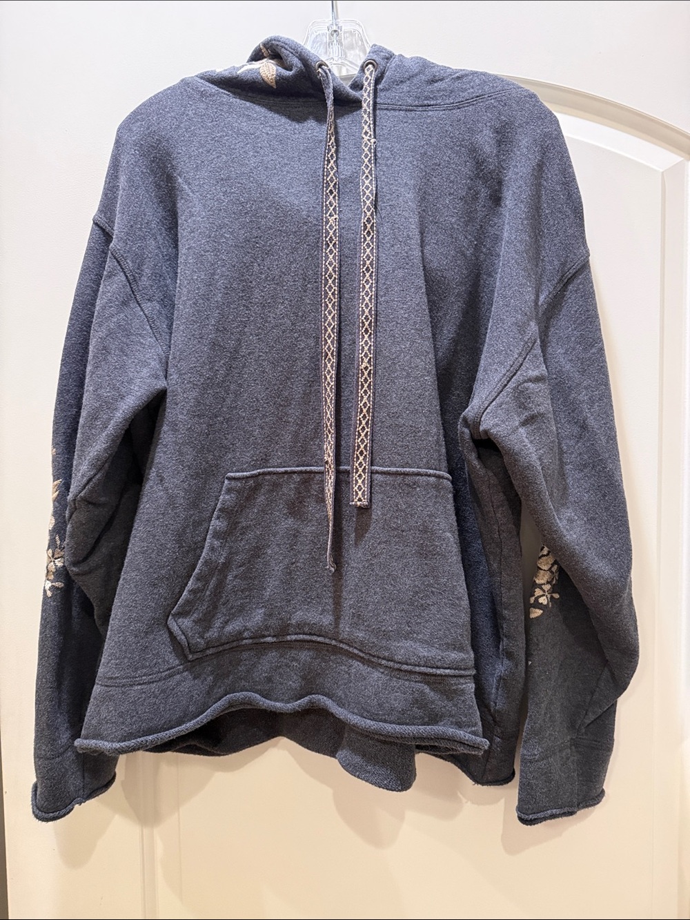 Johnny Was Heather Gray Hooded Sweatshirt with Embroidered Floral Patch